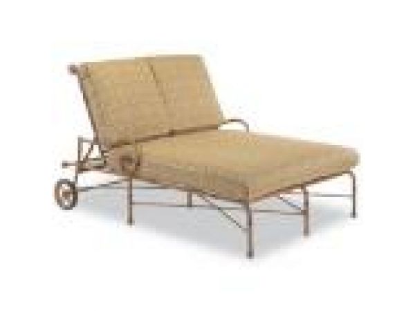 Palisades Double Chaise Lounge
