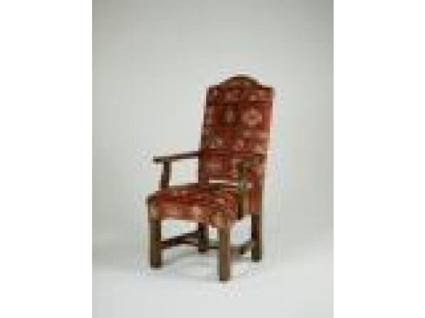 3313 Arm Chair with Arched Back