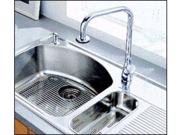 Culinaire¢â€ž¢ Pull Down Kitchen Faucet