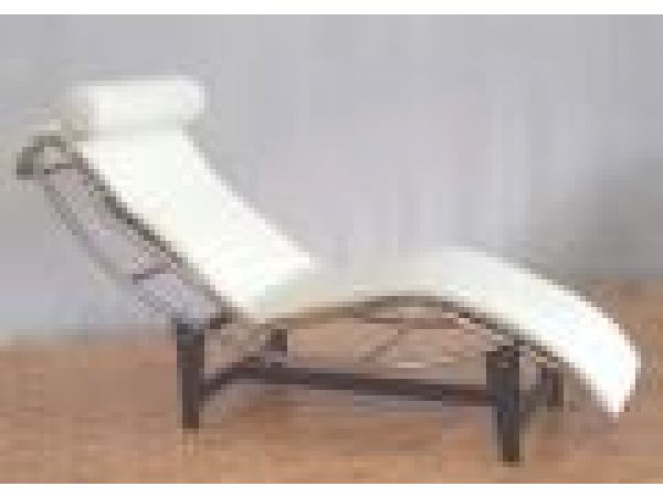 SL 198 White, Leather Chaise