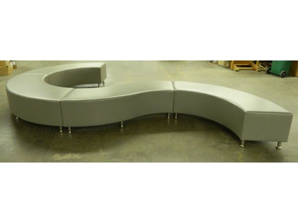 circle custom lounge bench