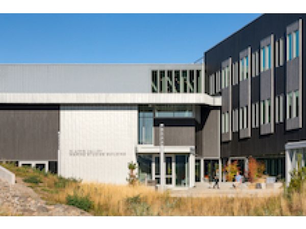 Oregon State University\'s Marine Science Building Combines Modern Design with Time-tested RHEINZINK Roofing and Cladding