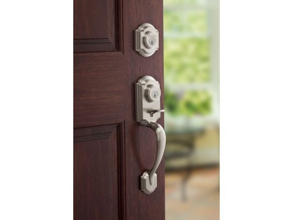 Kwikset Keeps Homes Twice As Safe With Two-Point Locking Handleset