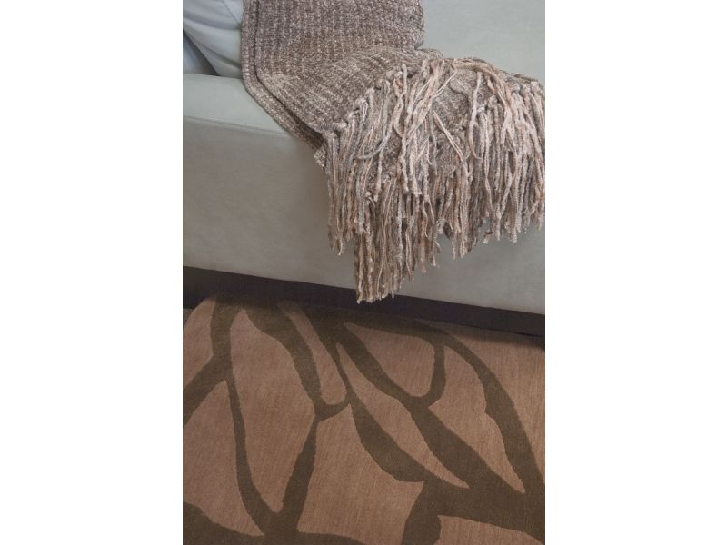 Silk Road Weaves - custom Tibetan rugs