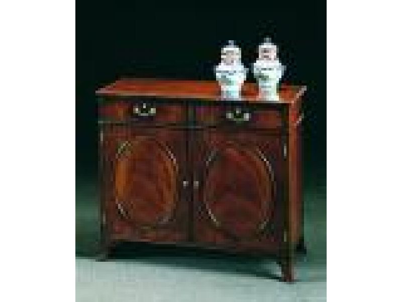 2195 - Sheraton-style mahogany side cabinet