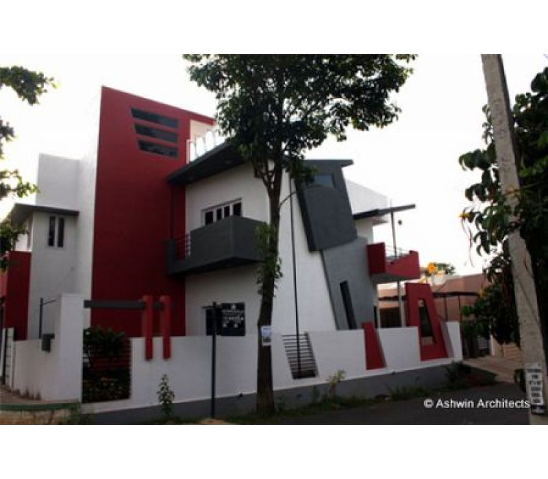 Anoop\\\'s Duplex House In Bangalore by Ashwin Architects