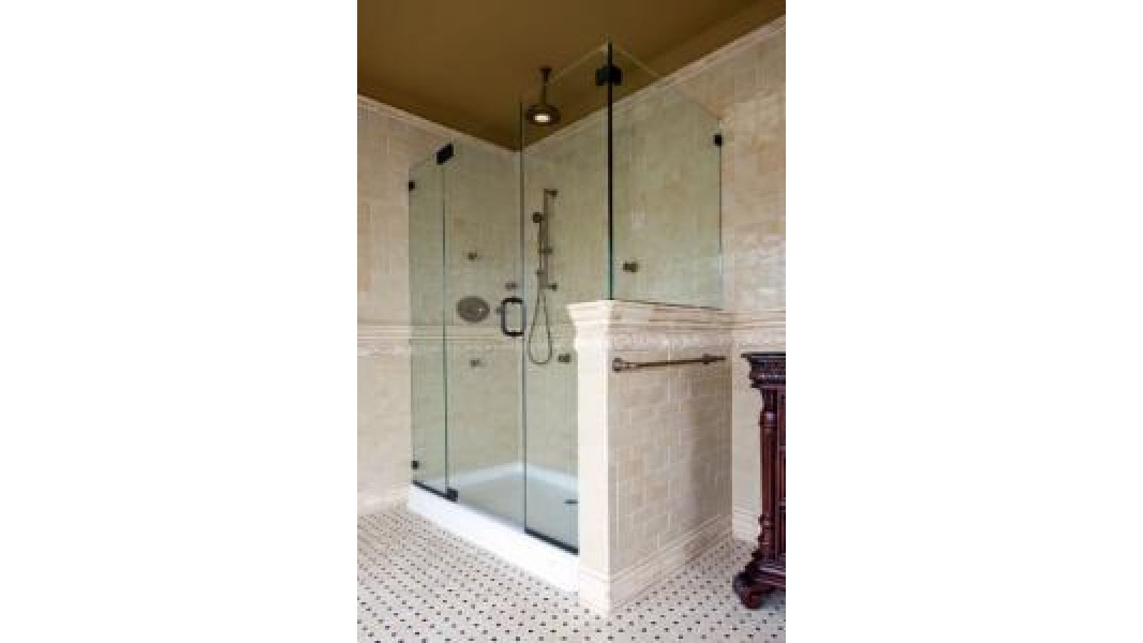 1632-B Glasstec Frameless Shower