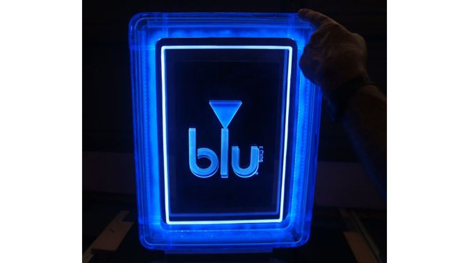 Blu  E Cigs POP Display