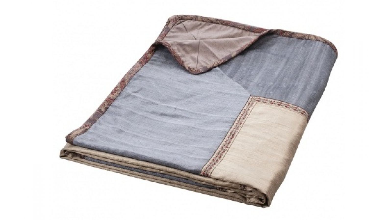 Luxury Bedspreads at Reasonable Price only at Aztaro