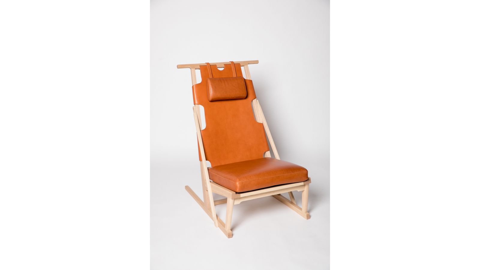 KICK Lounge Chair by Nicholas Purcell