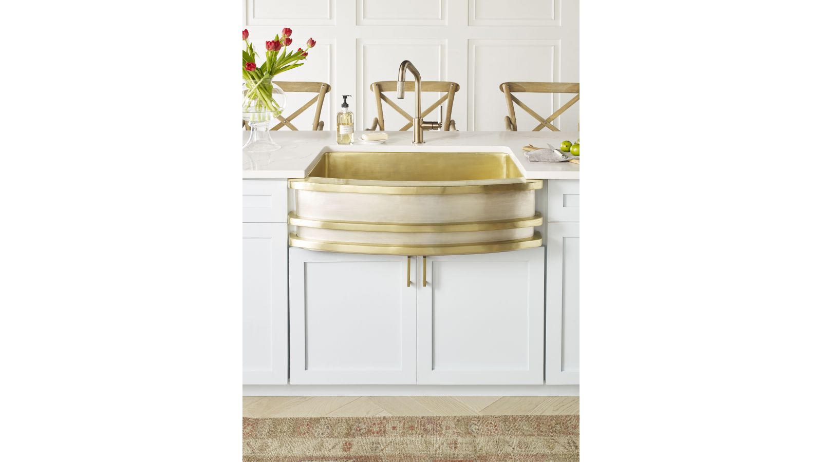 Quintana Handcrafted Farmhouse Kitchen Sink