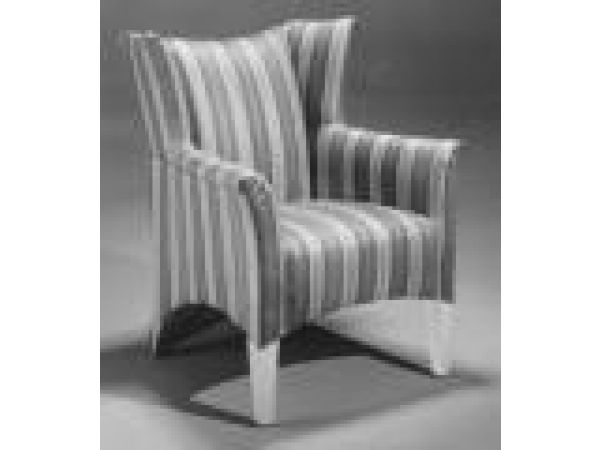 13455 Wing Chair
