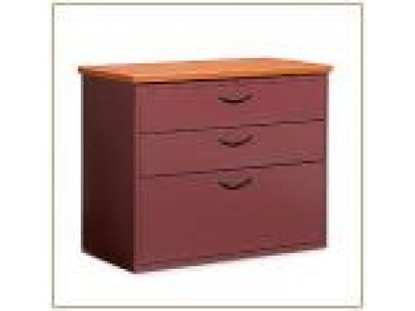 Dresser with two 6