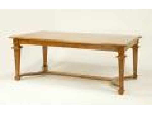 8972 Dining Table