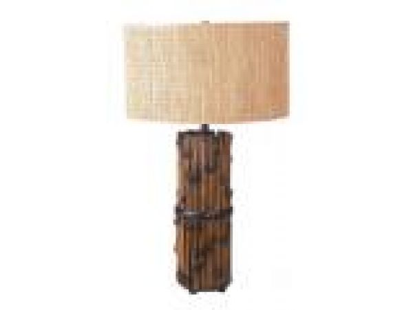 ALTAR TABLE LAMP WITH WOVEN GRASS SHADE