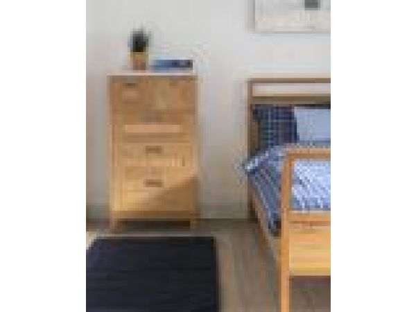 Sundre with Karlso bed