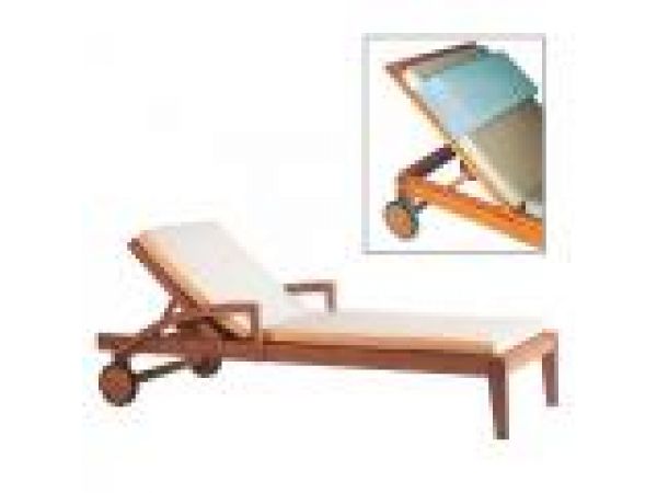 Tappered Pool Lounger / G.PL1