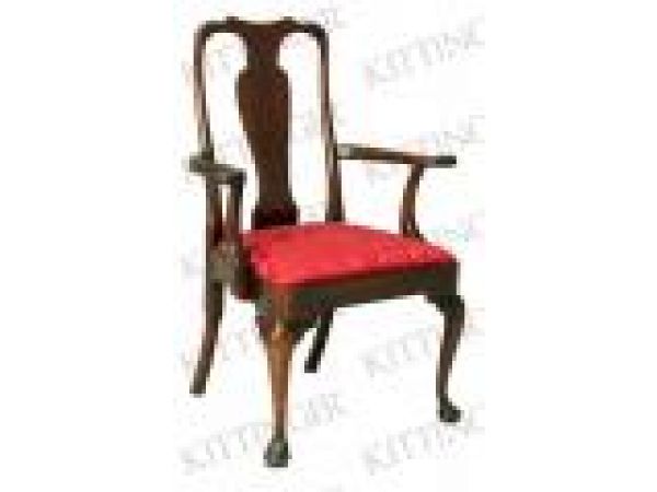 RH3305 Queen Anne Arm Chair