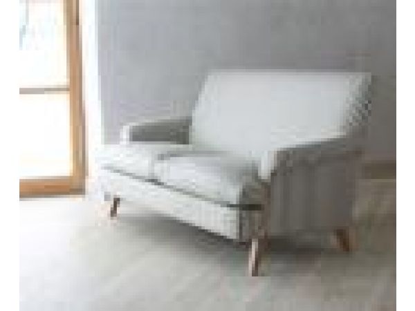 Fridhem 2.5 seat sofa upholstered in Diva fabric
