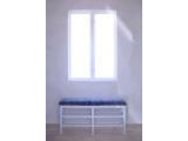 Faro bench in white tempera (bench)