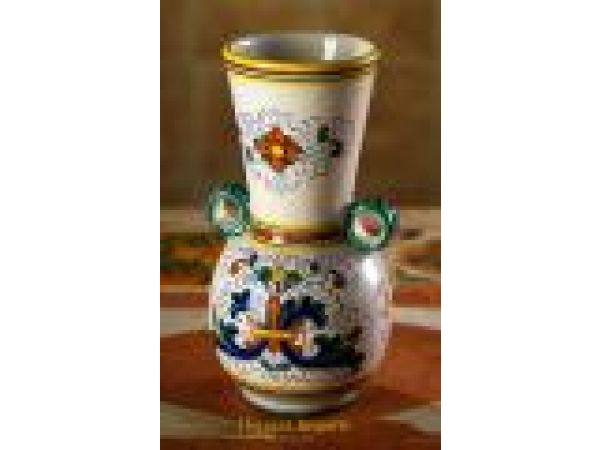210/20 7.5'' Vase - Deruta Antica