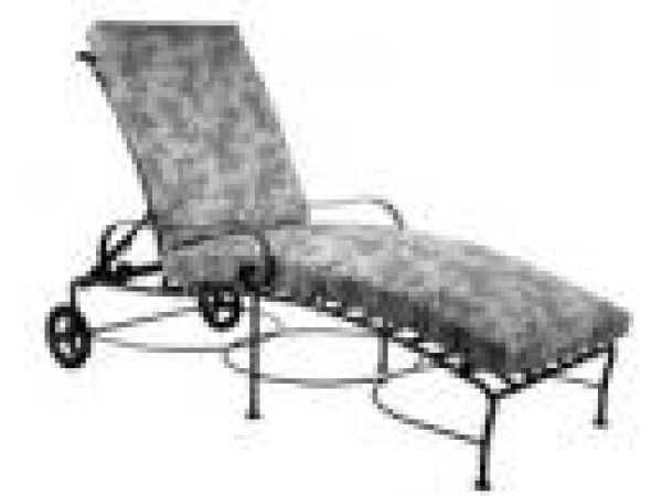 Chaise Lounge with Wheels