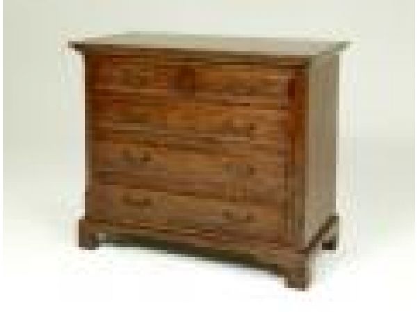 8734 Five Drawer Chest