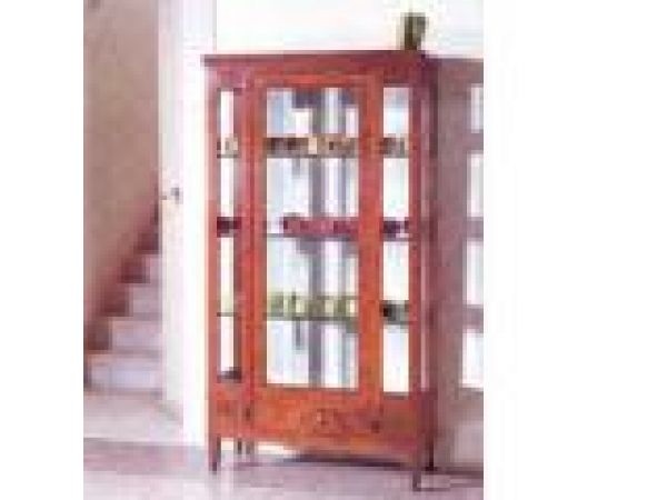 Curio Cabinet #153C