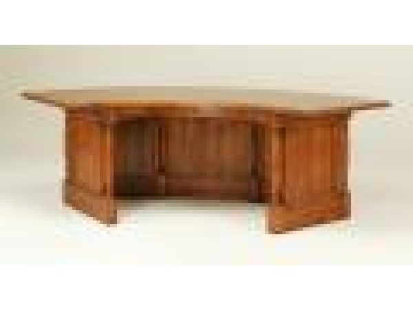 9228C Hunt Desk with Modesty Panel