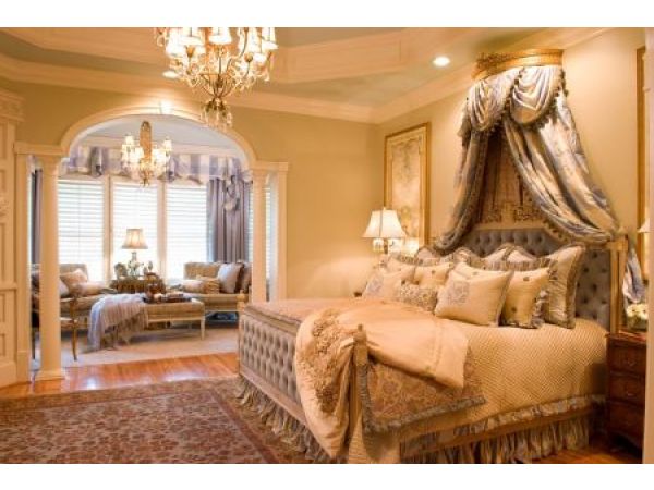Luxurious Bedroom Spaces