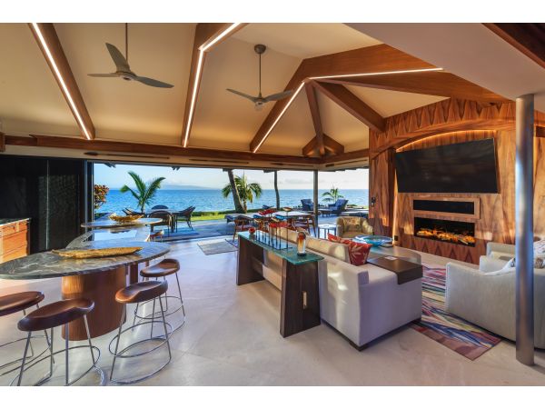A South Maui Remodel Opening to the Spectacular Ocean View