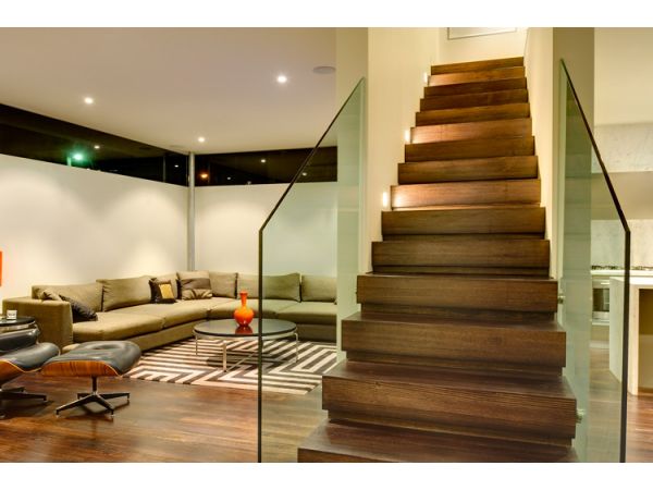 FEATURE STAIRS