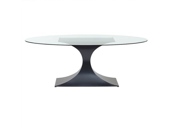 Capricorn dining table