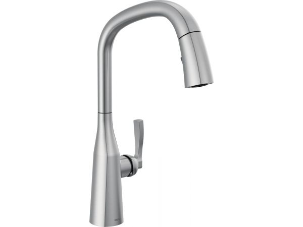 Delta Faucet Stryke® Kitchen Collection