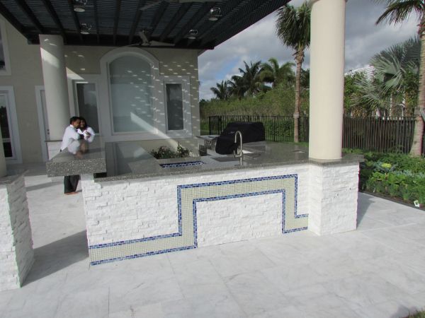 Outdoor Stainless Steel Kitchens