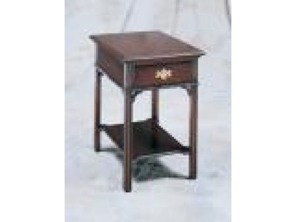 7049 Lamp Table