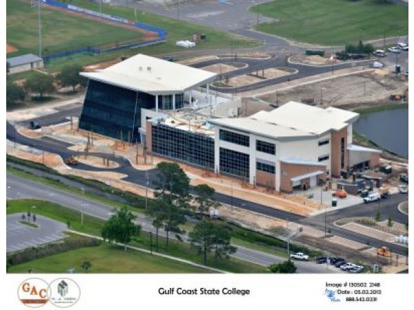 Florida Architects Choose SMARTdesks Technology Furnishings for GCSC Advanced Technology Center 
