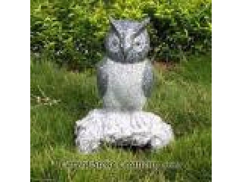 AST-016, ''Garden Owl'' Hand-Carved Granite Animal Statue