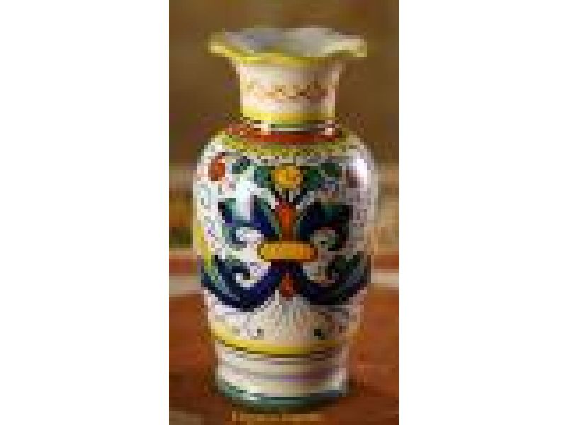 525/15 Ruffled edge 5.5'' vase - Deruta Antica