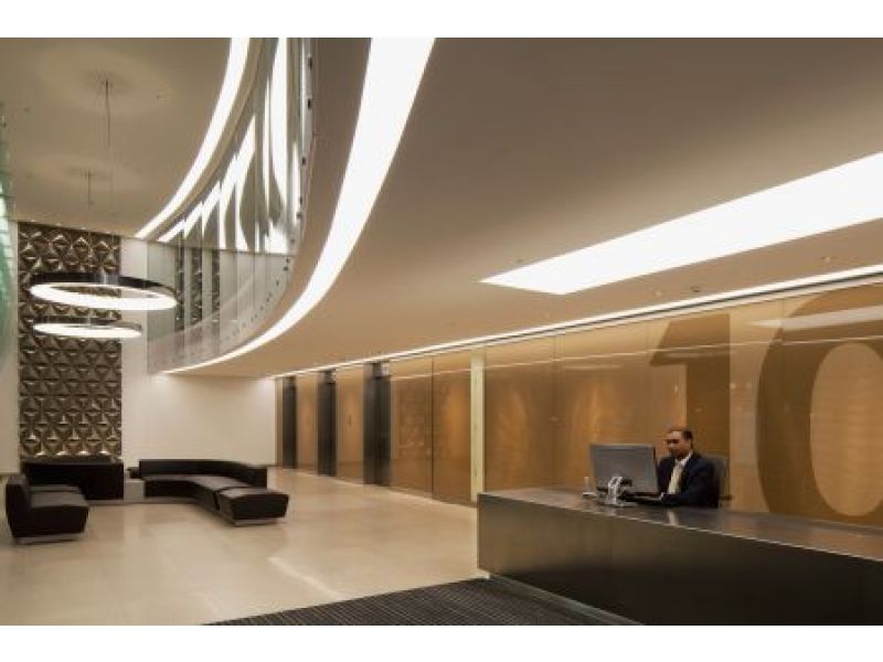 105 Wigmore Street / Commercial foyer space