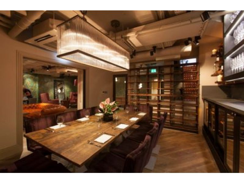 Corney & Barrow / Lighting design for two London bars