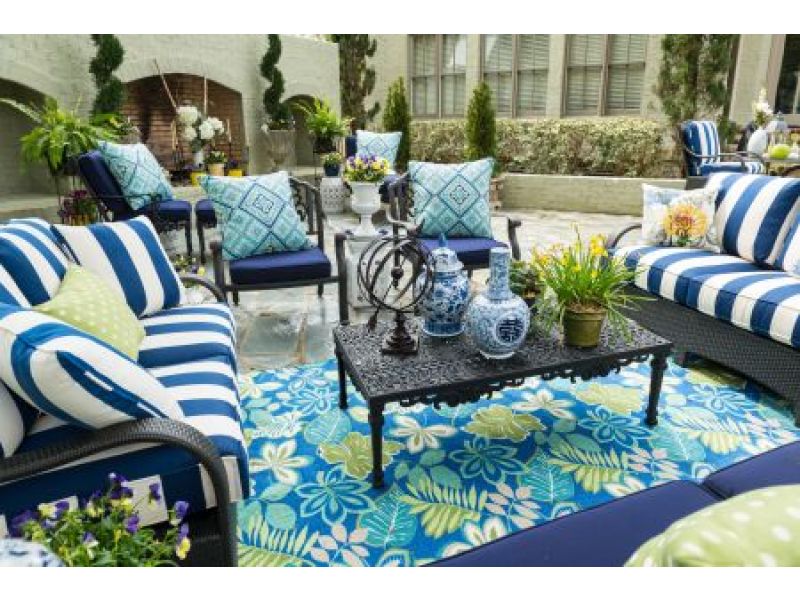 Design Trends: From Personalized Monograms to Outdoor Make-Overs 