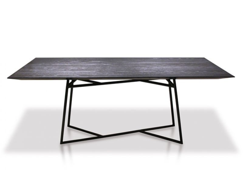 Roro Dining Table