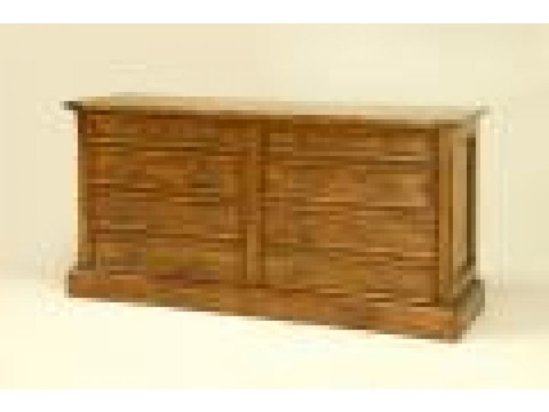 6033B Dresser with Eight Drawers