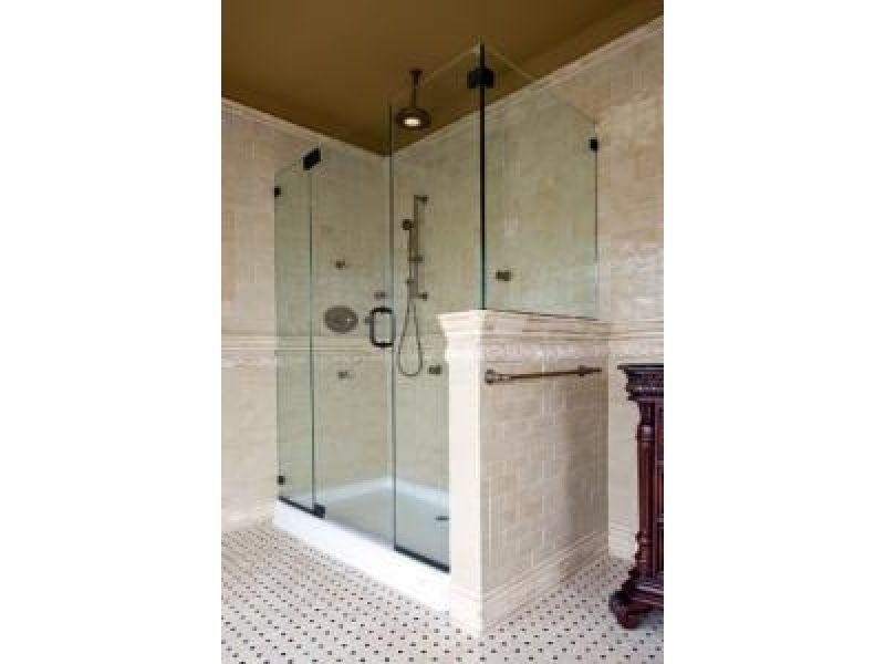 1632-B Glasstec Frameless Shower