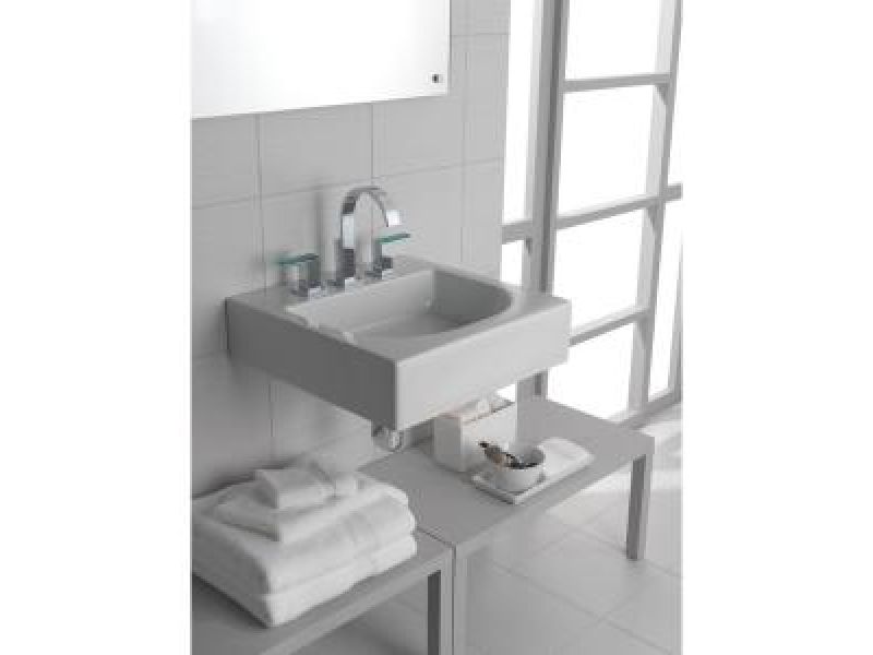 SIDERNATM TWO HANDLE WIDESPREAD LAVATORY FAUCET
