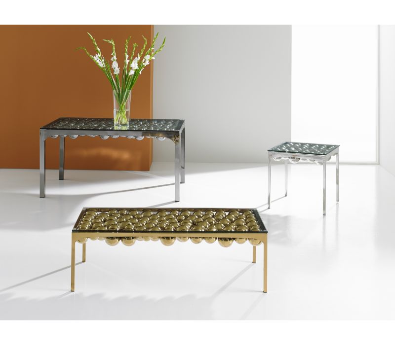 Floating Frizzante Tables